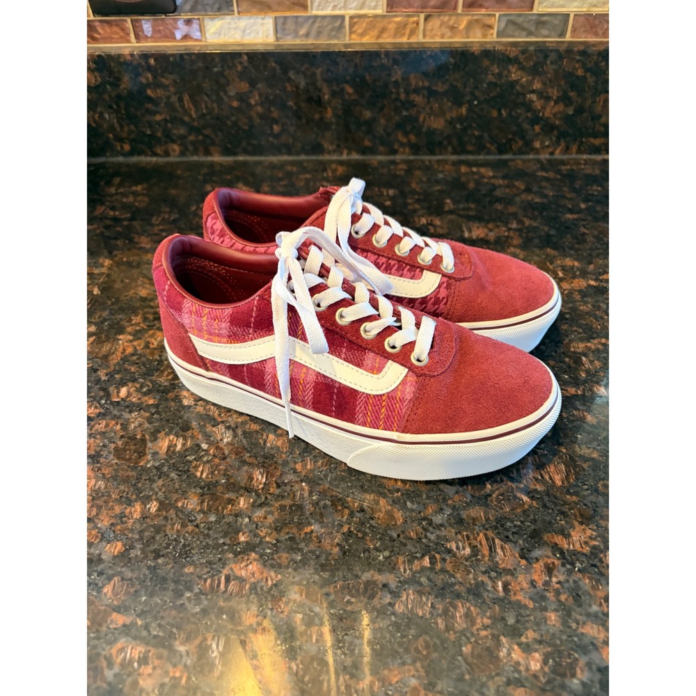 Vans Ward Platform Women 6 Red Like New Plaid Houndstooth Sneakers